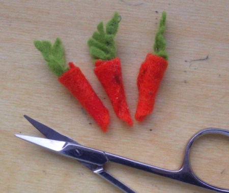 felt carrots